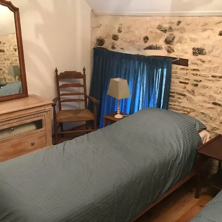 Charming Holiday Overlooking The Valley Lapeyrouse