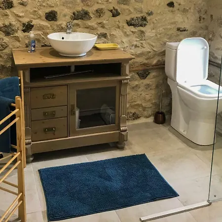 Charming Holiday Overlooking The Valley Lapeyrouse